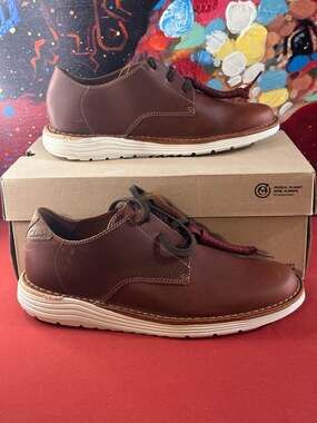 Clarks Bruno Low Men's Light Brown Leather Plain Toe Derby Shoes Size 9.5M